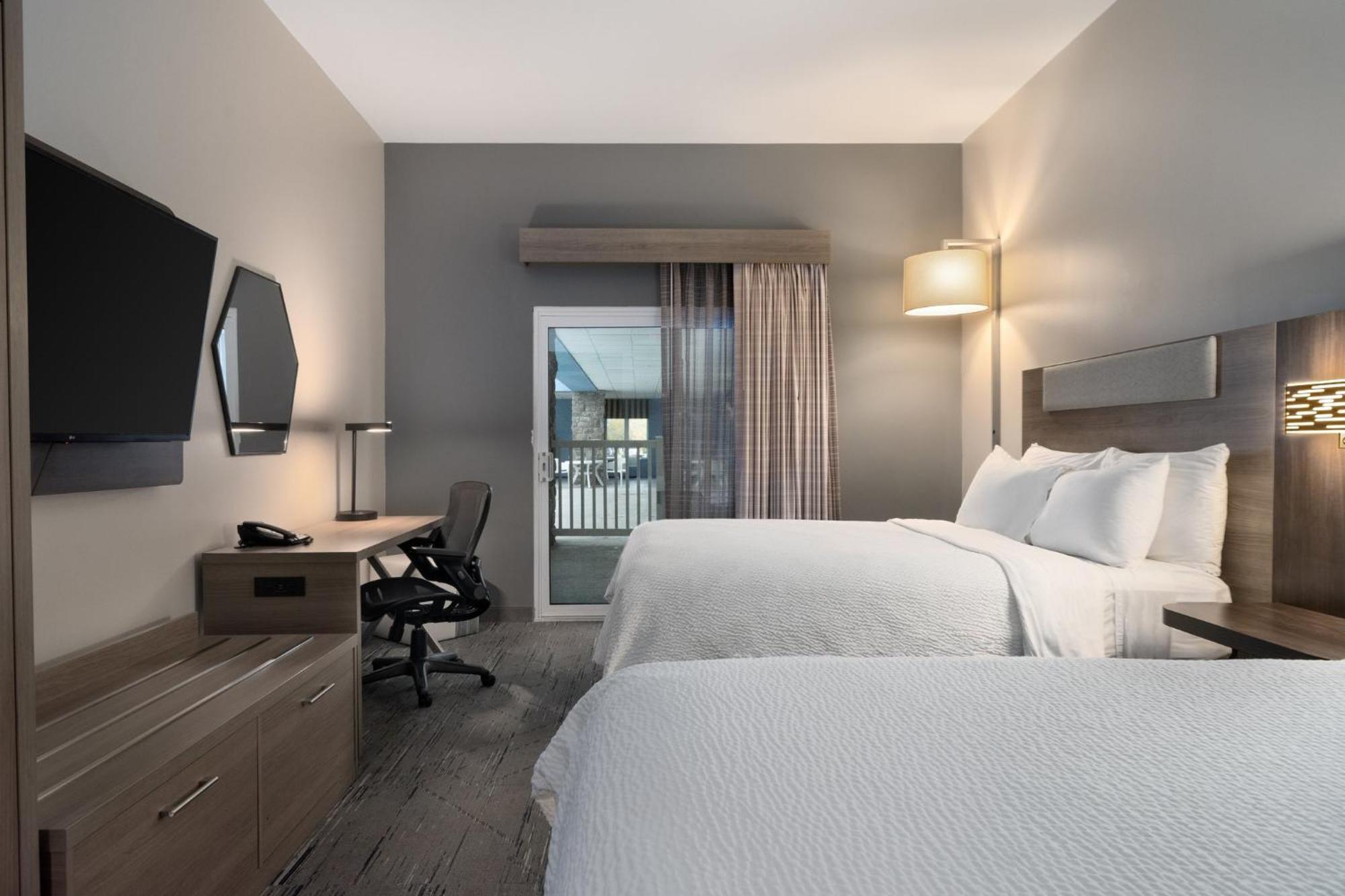 Holiday Inn Express Hotel & Suites Saginaw By Ihg Экстерьер фото